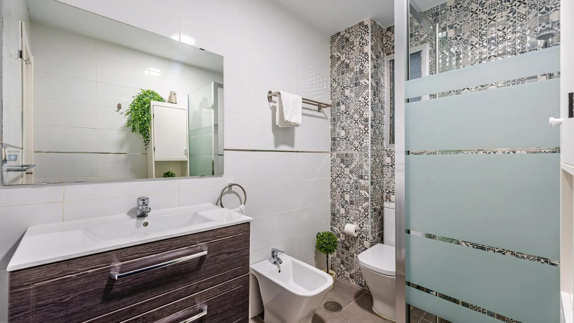 Premium & Comfort - Heart Location Malaga Apartment